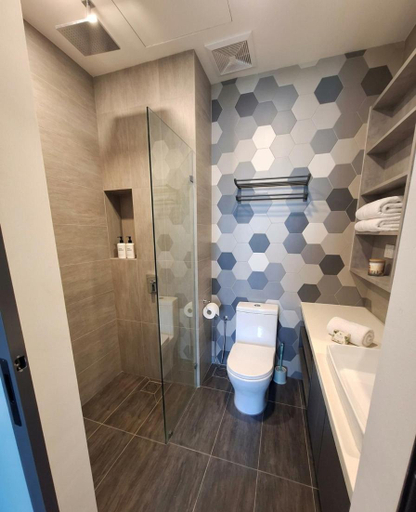 Bathroom, Ceylonz Suite BY ANA MALAYSIA , Kuala Lumpur