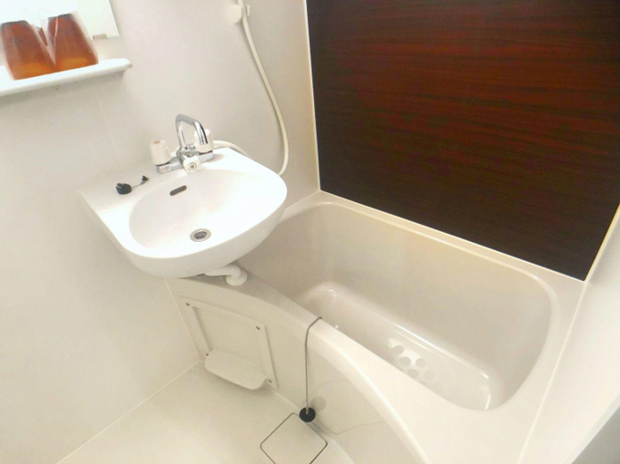 Bathroom 4, Toyama Town Hotel, Toyama