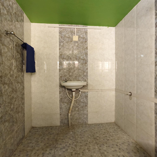 Others 2, Square Dormitory Stays, Tirunelveli