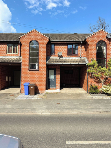 Exterior & Views, Stunning Townhouse: Your Spacious Retreat for 8, Sheffield