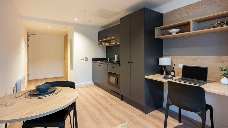 Private kitchen 2, Student Only Straits Place, Edinburgh