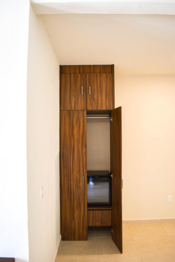 Others 2, Hotel Muchin, Benito Juárez