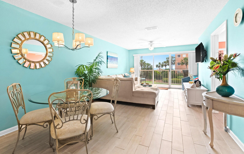 Living area 3, Ciboney 2004, Walton