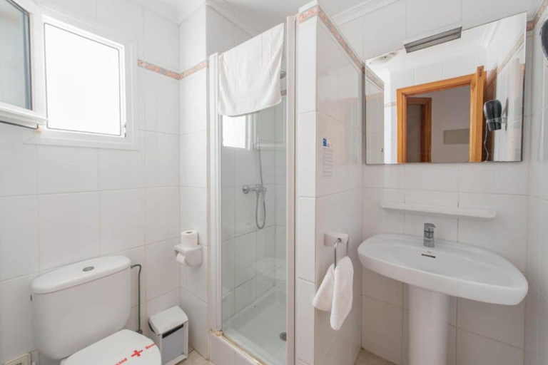 Bathroom 2, Apartamentos Es canyer, Baleares