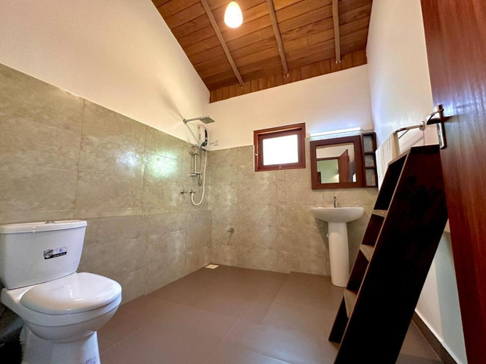 Bathroom 4, Body,Mind & Soul, Bentota