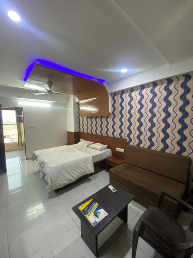 Room 5, Hotel Anand Palace Inn, Ahmadabad