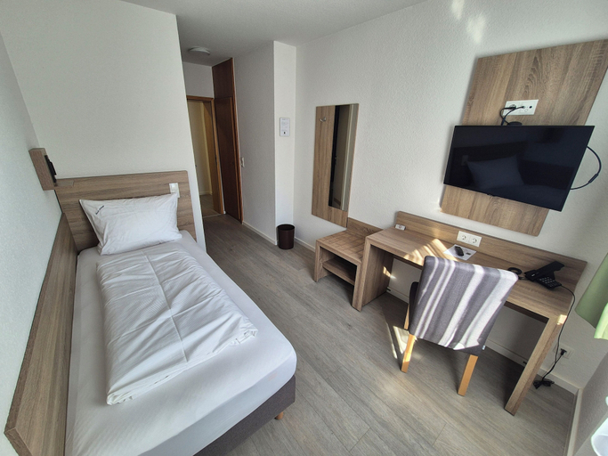 Bedroom 4, Hotel Ladage, Frankfurt am Main