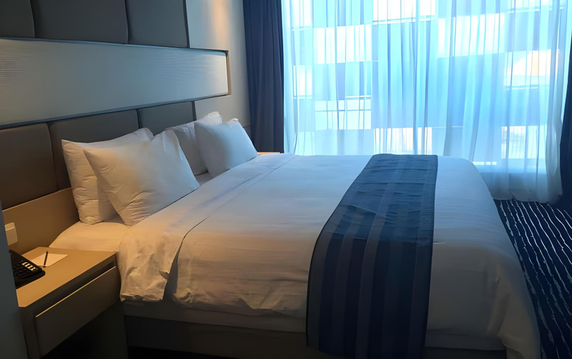 bedroom 11