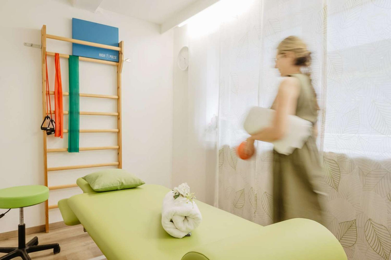 Bedroom 3, Hotel Garni Vier Jahreszeiten, Passau