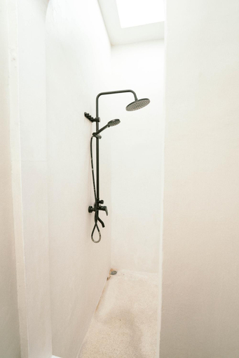 2, Casa Batu Mejan, Badung