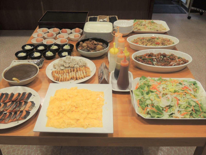 Food & Drinks