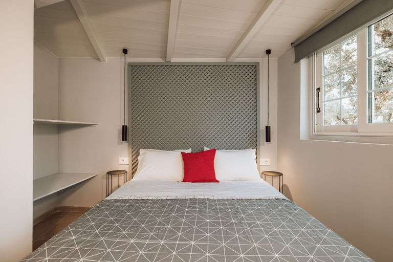 Room 2, Villa Daphne Periyalli, Ionian Islands
