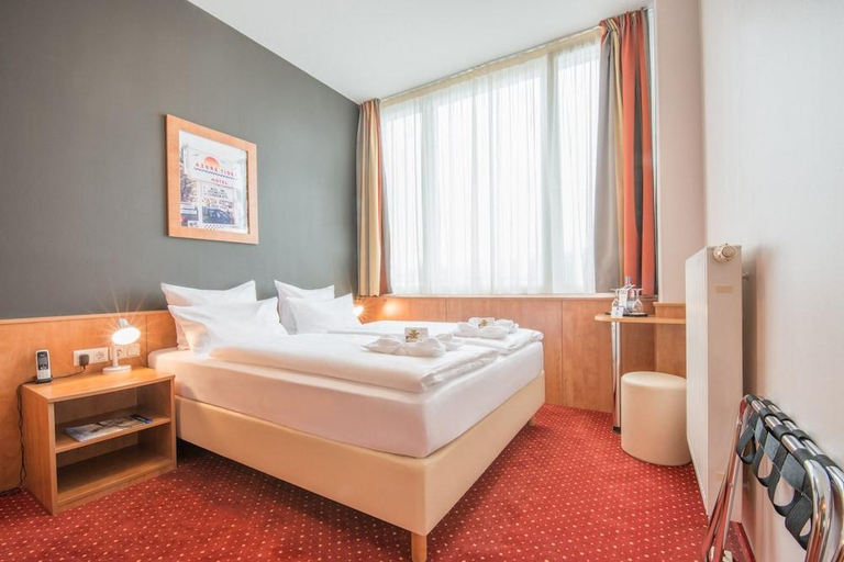 Bedroom 4, DORMERO Express Hotel Passau, Passau