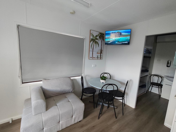 Others 3, Highlander Van Village, Armidale Dumaresq