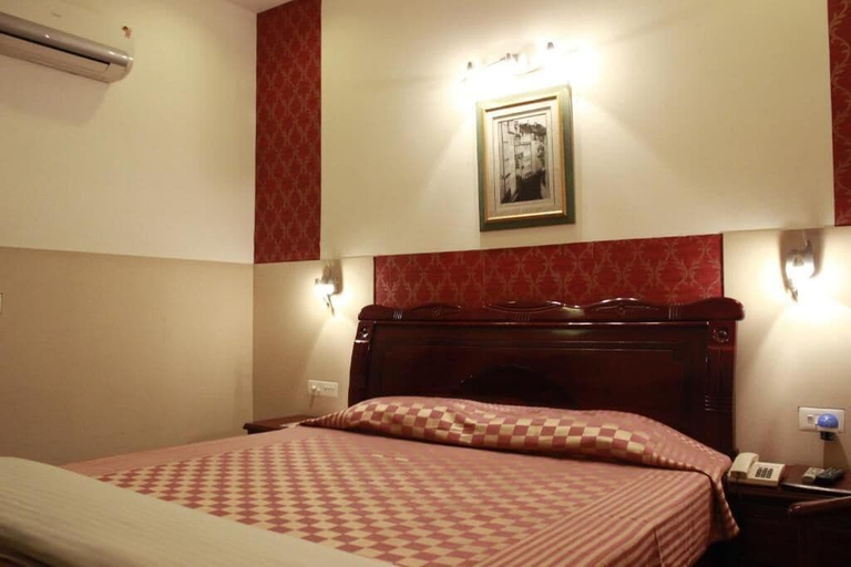 Room 2, HOTEL GIAN RESIDENCY, Karnal