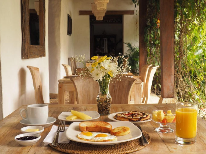 Breakfast meal, Lombok Hotel Spa, Guaduas