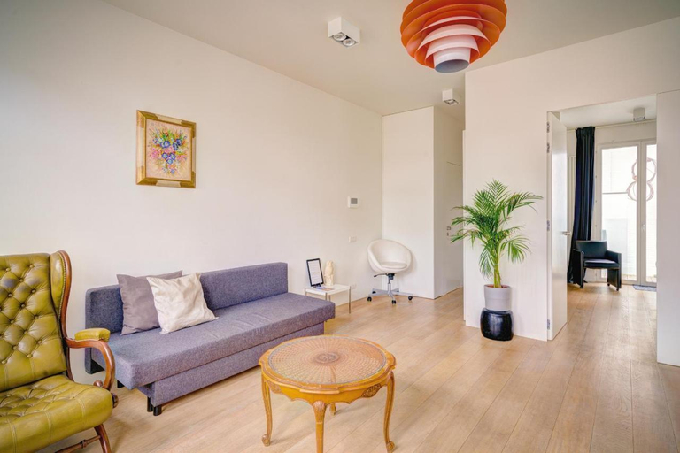 Separate living room 4, 2-bedroom apartment in Antwerp Centre, Antwerpen
