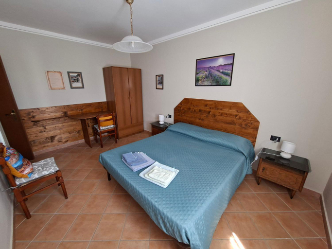Bedroom 2, Il Nido Del Viaggiatore, Imperia