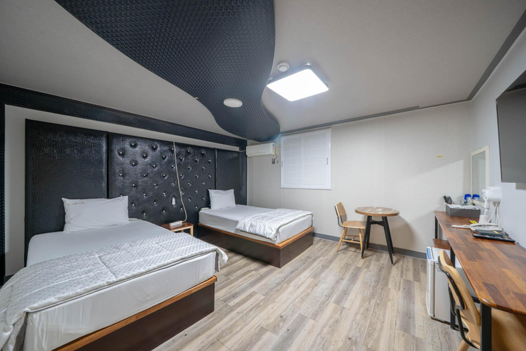 Bedroom 3, Gumi Wonpyeongdong K1, Gumi
