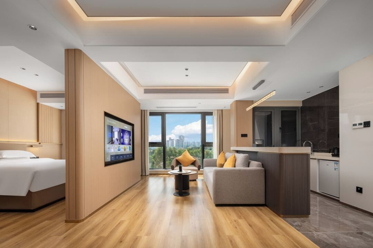 Lake view 2, Poltton Executive Apartment - Wuyi Overseas Chinese Plaza, Jiangmen, Jiangmen