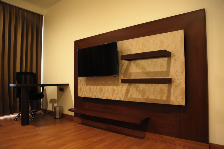 Others 5, Hotel Imperia Suites, Jalandhar