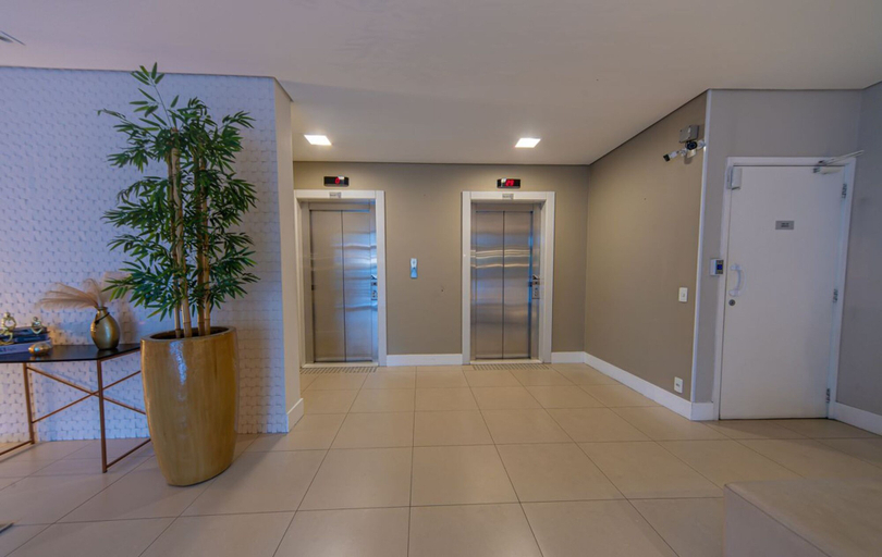 Room 4, Apto Com Piscina e Hidro a 500m da Ponta da Praia, Santos