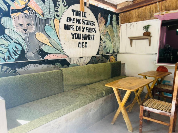 Public Area 2, Sam's Hut Arugambay, Pothuvil