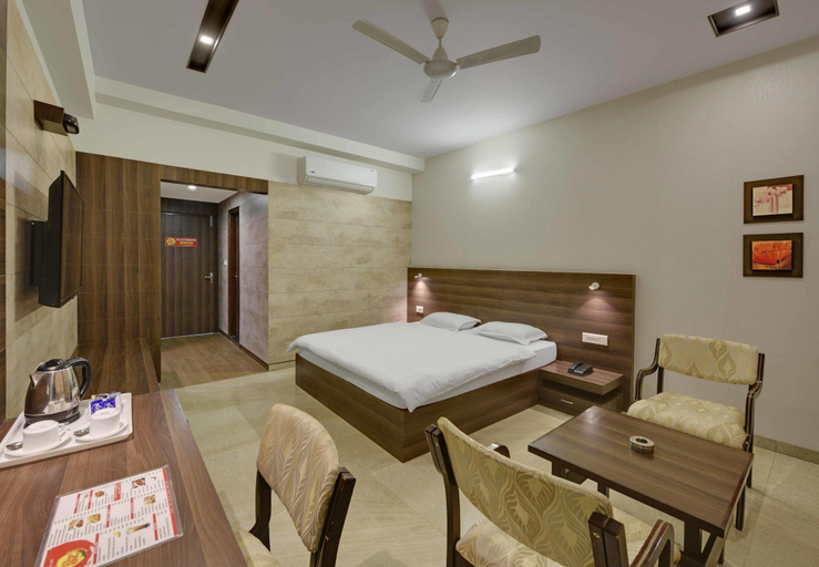 Bedroom 3, Hotel Highway King Behror Neemrana, Alwar