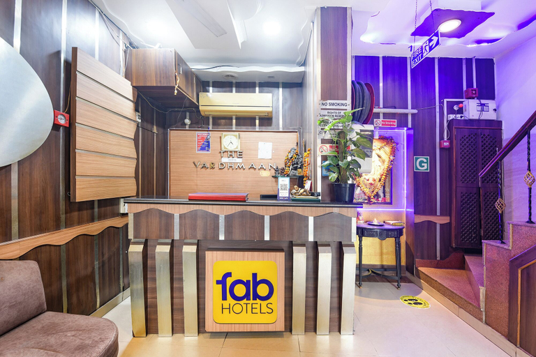 Reception 5, Fabhotel Vardhmaan Inn, Delhi