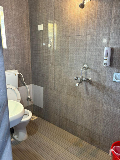 Bathroom 4, Hotel Nifa, North Goa