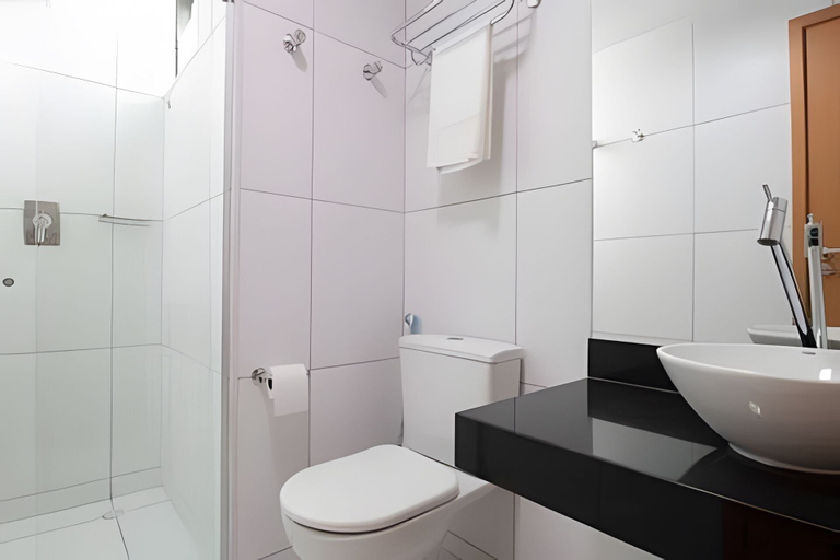 Bathroom, Iloa Residence Resort Para 4 Pessoas by MME, Barra de São Miguel