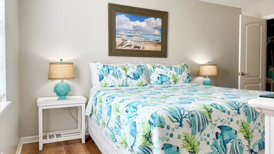 Bedroom 2, Horizon South 75C Resort-style, Bay