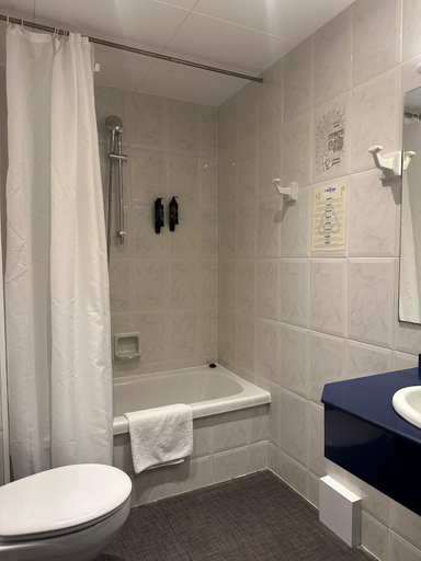 Bathroom 3, Acacias Hotel Suites Spa, Girona