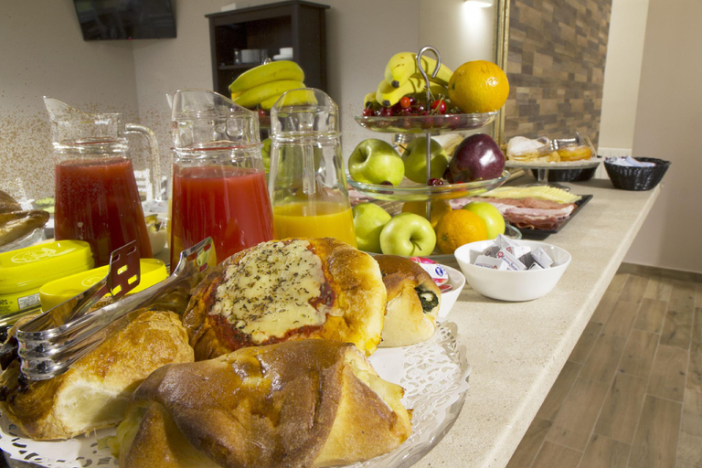 Food & Drinks 5, Home Syrakos, Syracuse