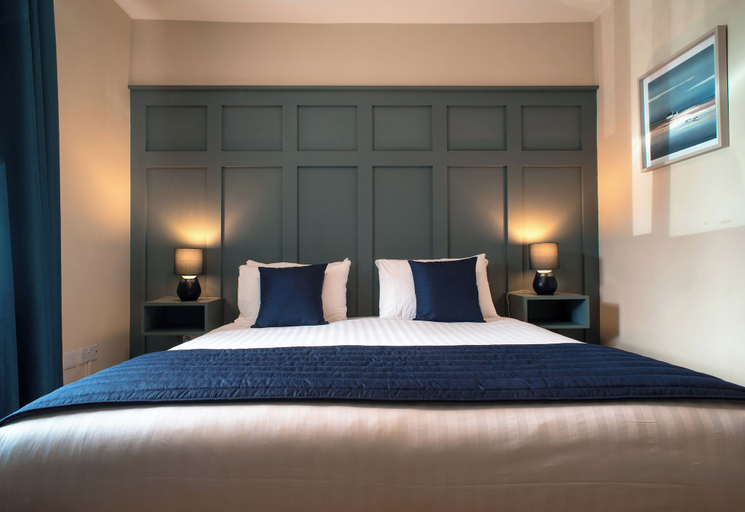 Room 3, Hawthorn Lodge