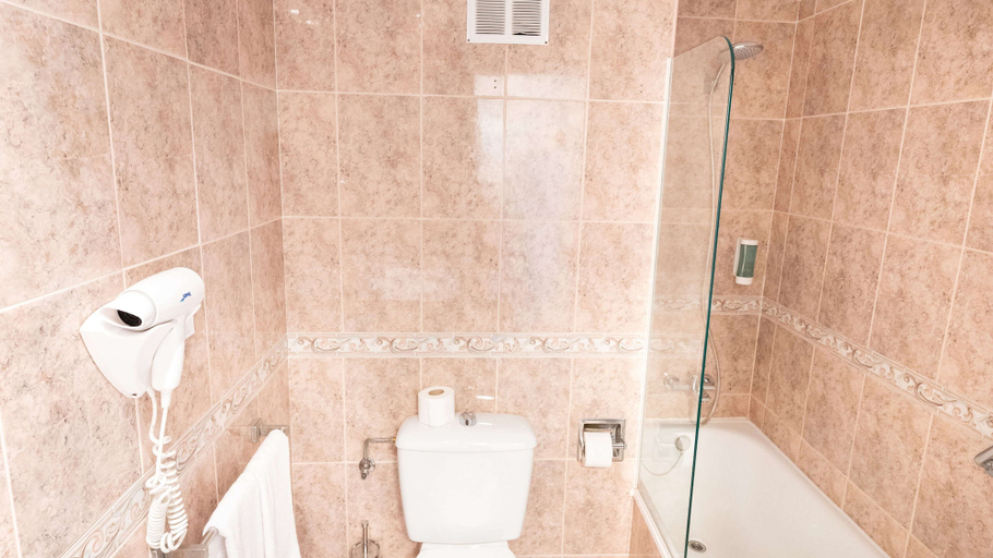 Bathroom 3, BLUESEA Costa Serena, Málaga