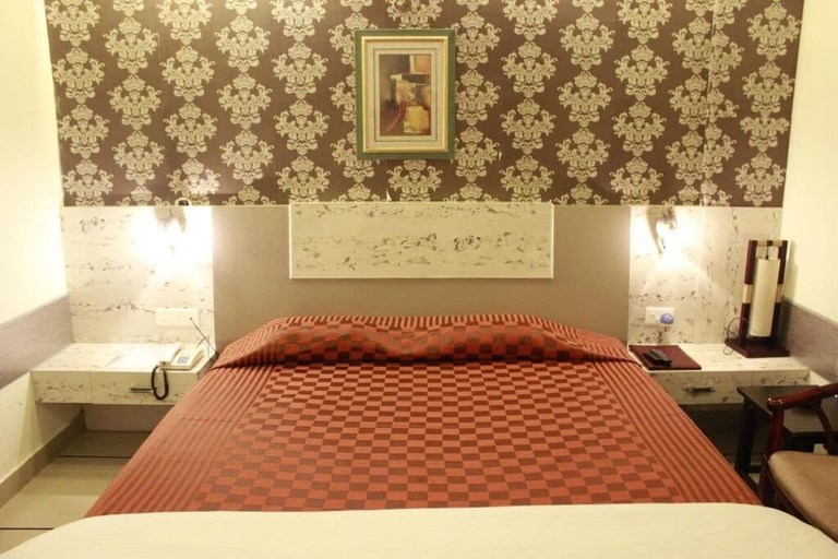 Room 4, HOTEL GIAN RESIDENCY, Karnal