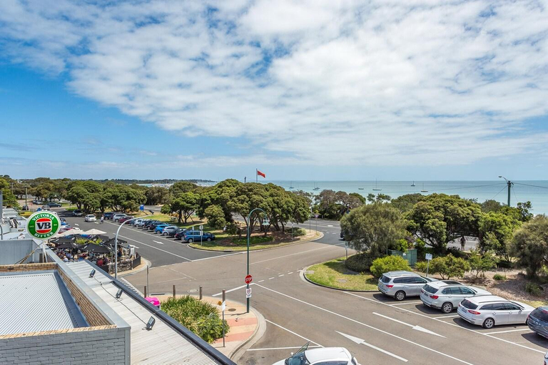Public Area, Blairgowrie Apartment 2 - on the beach, Melbourne