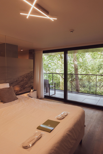 Bedroom 5, Huyze Fox, West-Vlaanderen