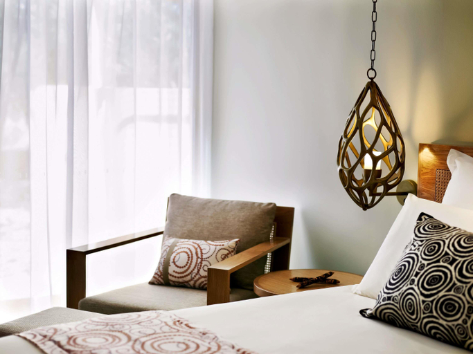 Bedroom 3, Sails In The Desert, Petermann-Simpson