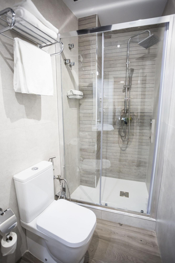 Bathroom 4, La Casa De La Trinidad Suites, Granada