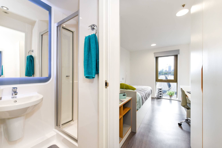 Bathroom, Student Only Byrom Point, Sefton