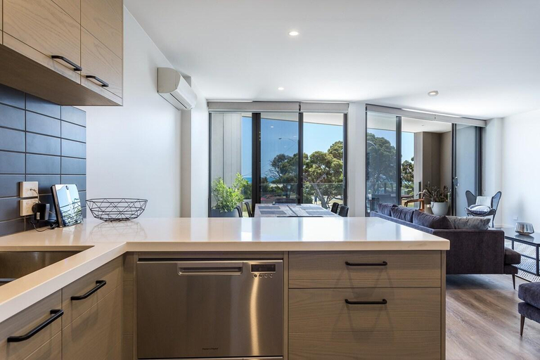 Others 5, Blairgowrie Apartment 1 - Bay views, Melbourne