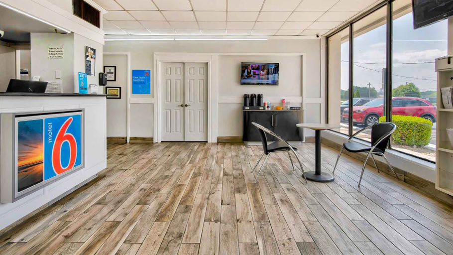 Public Area 2, Motel 6 Conyers, Ga, Rockdale