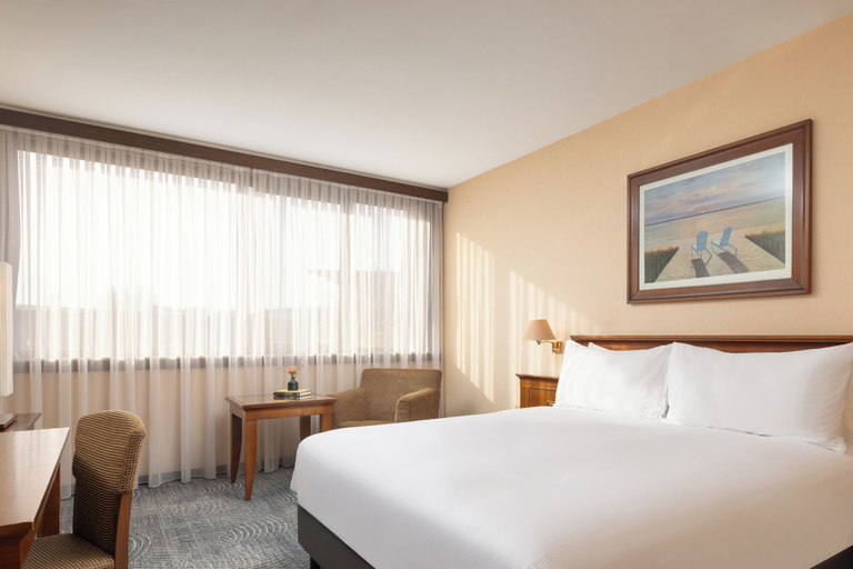 Bedroom 2, Hilton Strasbourg, Bas-Rhin