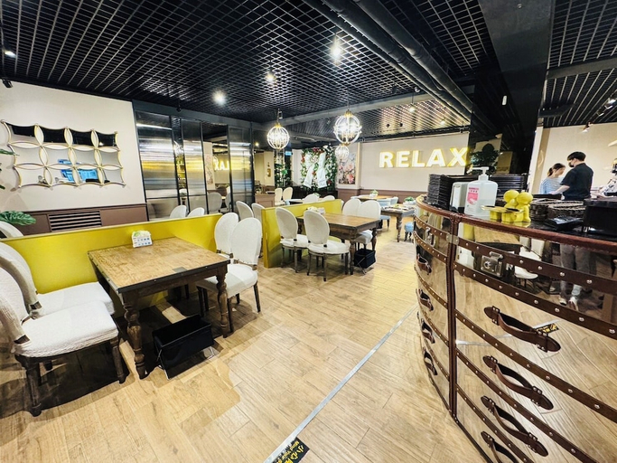 Food & Drinks 4, Hotel Relax V, Taipei City