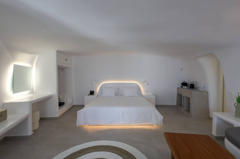 Bedroom 3, Dagaz Suites, South Aegean