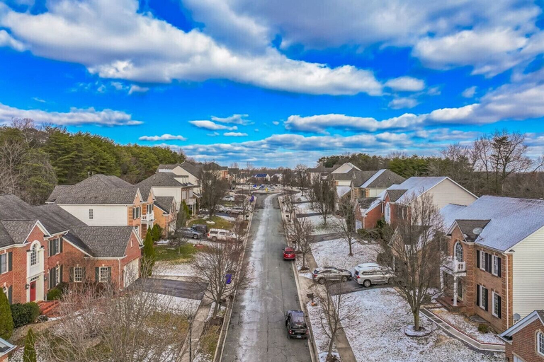 Interior 2, 372a) Cozy Lower-level Retreat 3 Rooms+pool Table, Montgomery