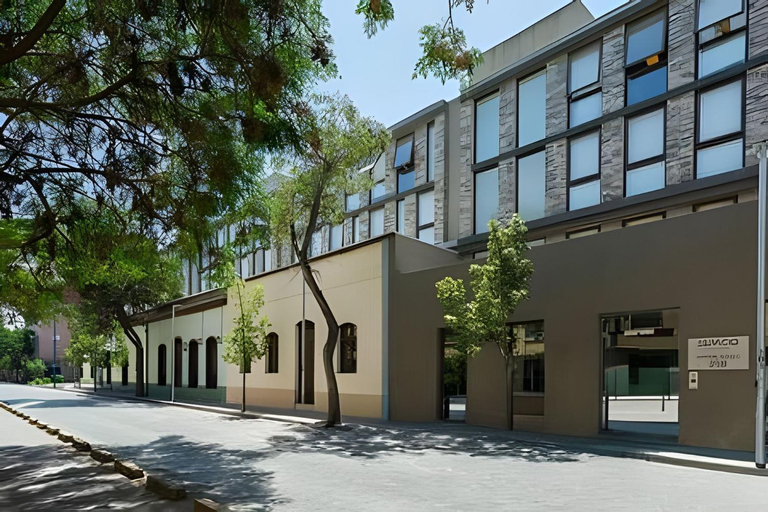 Exterior & Views 2, Espacio Huerfanos, Santiago