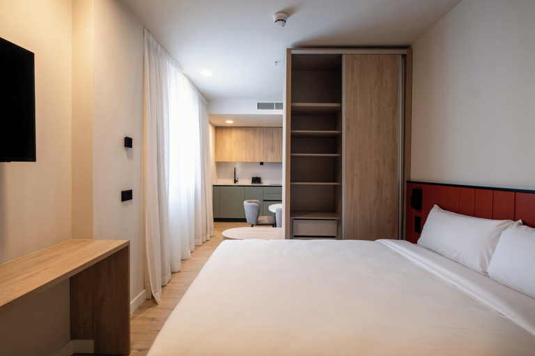 Room 4, Flipco Retiro, Madrid
